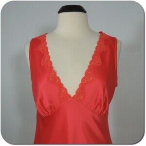 DKNY JEANS Top size 14 Womens Red Lace Bust